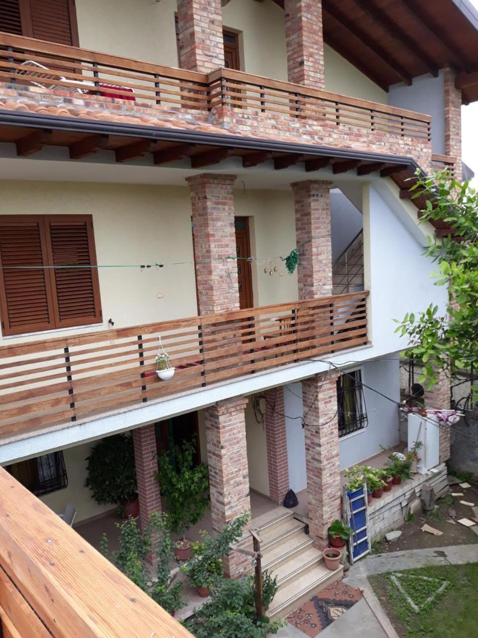 Sara'S Villa Shkodër Extérieur photo